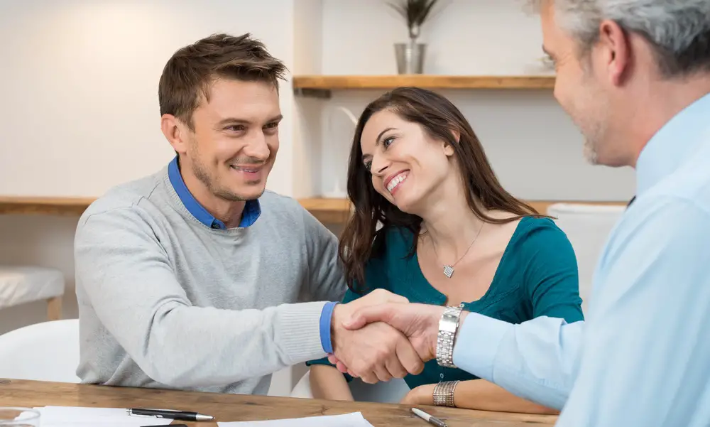 Do Not Say "You're Welcome"! Respond To "Thank You" Properly!