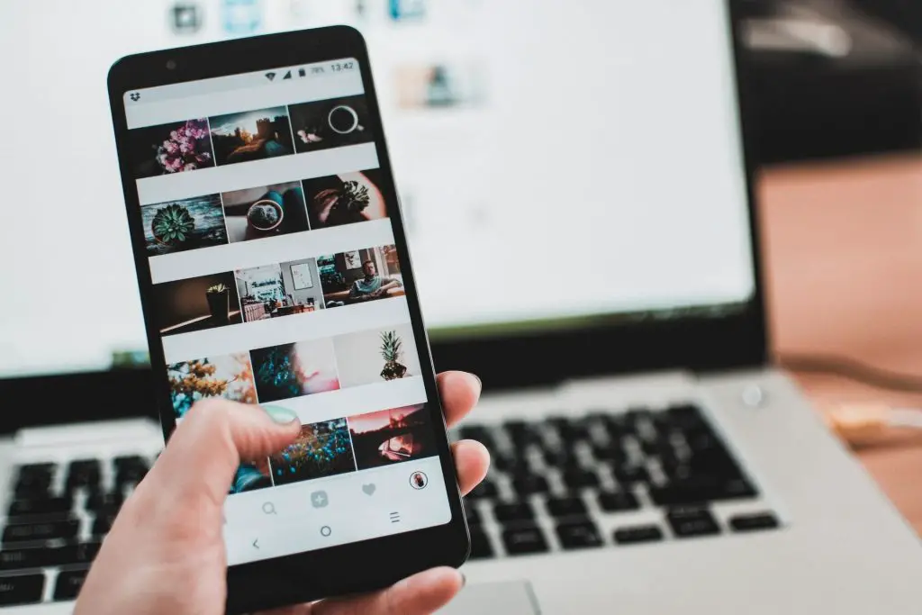 The Role of Online Video Editing in Content Creation for Social Media Platforms